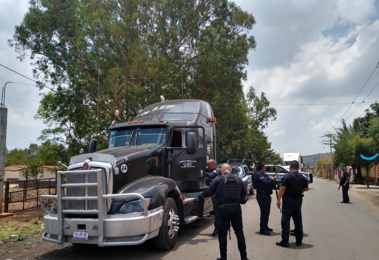 SSP En acción inmediata SSP recupera dos vehículos con reporte de robo